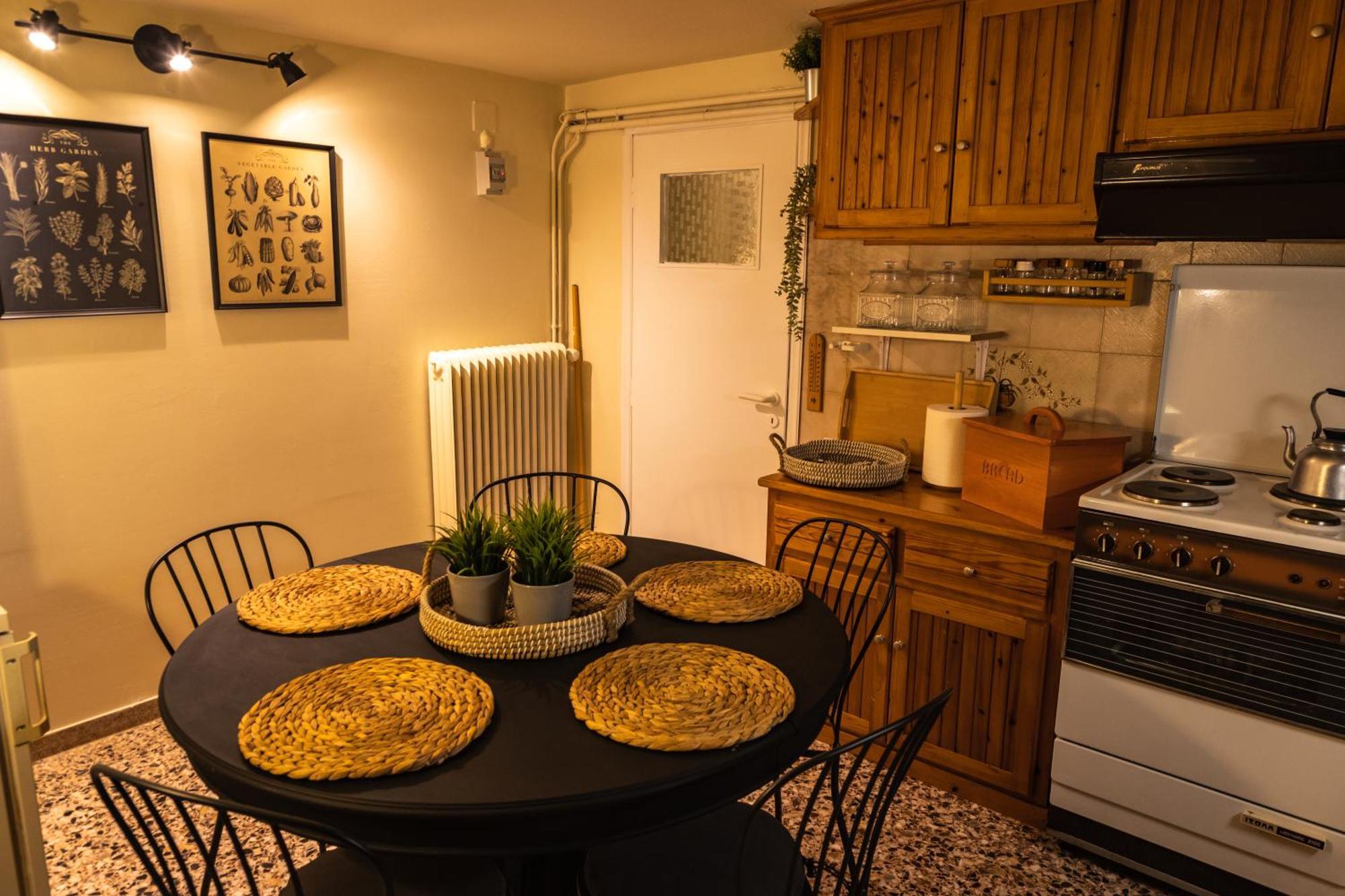 Airport Cottage House อาร์เตมีดา ภายนอก รูปภาพ