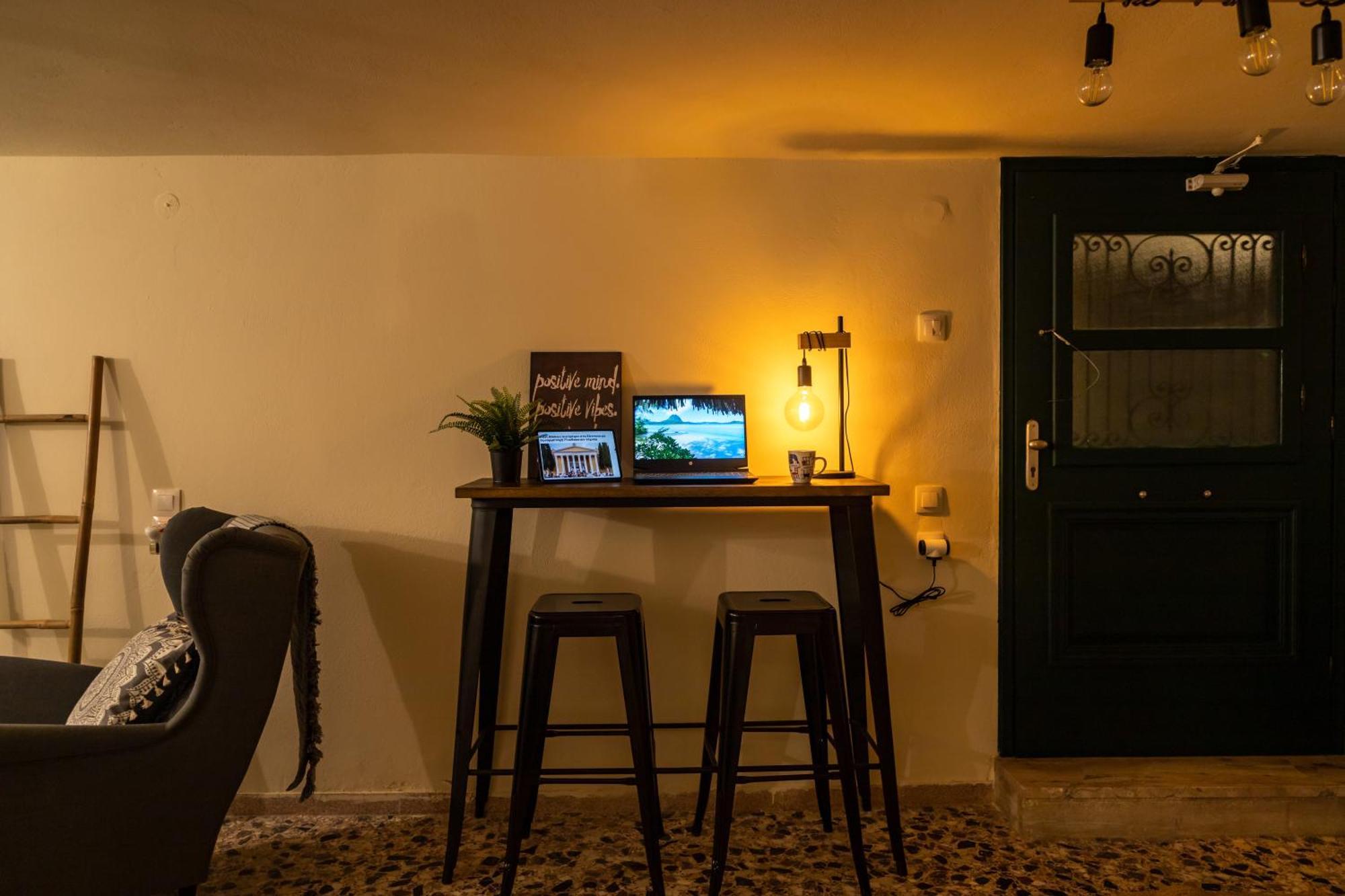 Airport Cottage House อาร์เตมีดา ภายนอก รูปภาพ