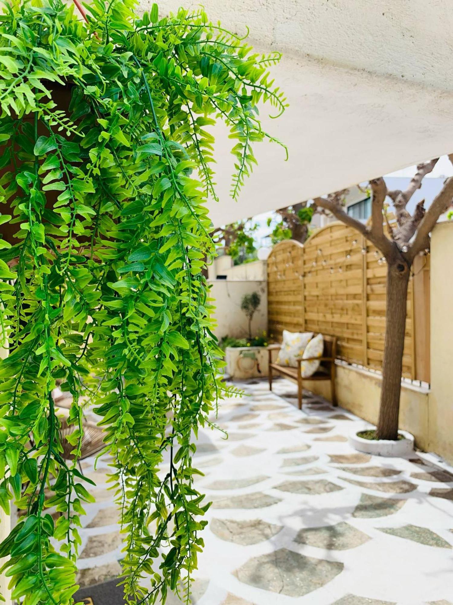 Airport Cottage House อาร์เตมีดา ภายนอก รูปภาพ